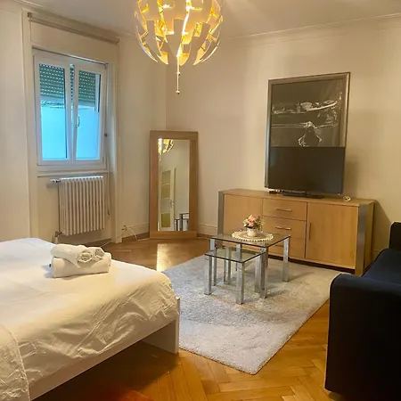 Superb 2 On The Ground Floor